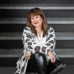 Denise Graves